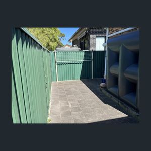 Two Bedroom Granny Flat in Mascot - Photo 2