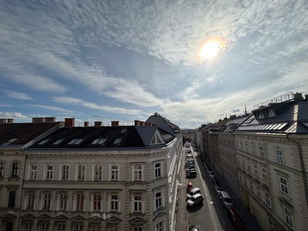 Sonnendurchflutete DACHGESCHOSS-Wohnung nahe KUTSCHKERMARKT | 5 min Fußweg zur U6 Station Michelbeuern AKH - Foto 4