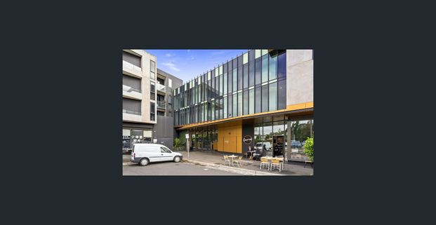 Modern Comfort & Convenience in the Heart of Mitcham - Photo 1