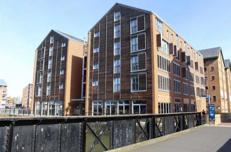 Merchants Quay, Gloucester Docks, Gloucester - Photo 3