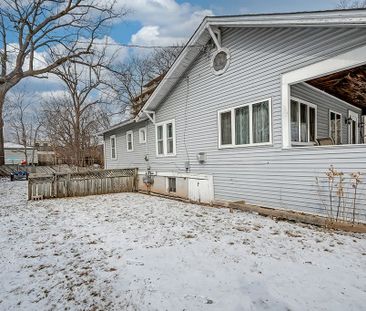 For Lease - 1415 Lakeshore Road, Burlington, Ontario - Photo 4