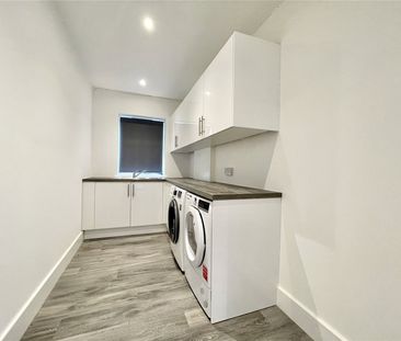 The Stables, Allum Lane - Photo 5