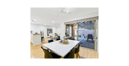 Stylish & Spacious 3-Bedroom Home Offering Comfort and Convenience in Prime Northfield Location - Photo 5