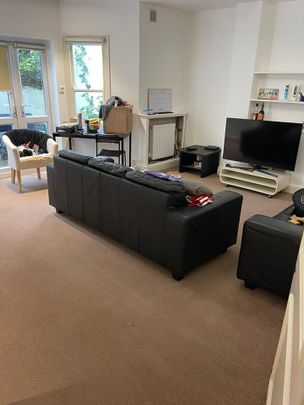Studio Flat, Cumberland Park, W3 - Photo 1