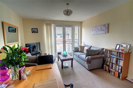 Colombo Square, Gateshead, NE8 2DF - Photo 2
