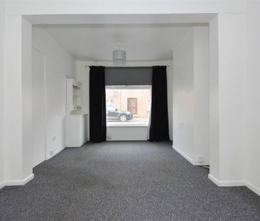 16 Holland Drive, Ballyhackamore, Belfast, BT5 6EH - Photo 2