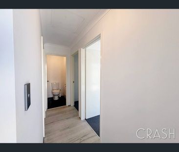 4 Impressa View, Piara Waters, WA 6112 - Photo 2