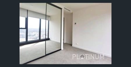 Stunning 2b2b luxury apartment with great view at the heart of Melbourne CBD!!! - Photo 2
