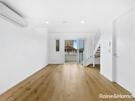 12/18 Parramatta Street, Cronulla, NSW 2230 - Photo 3