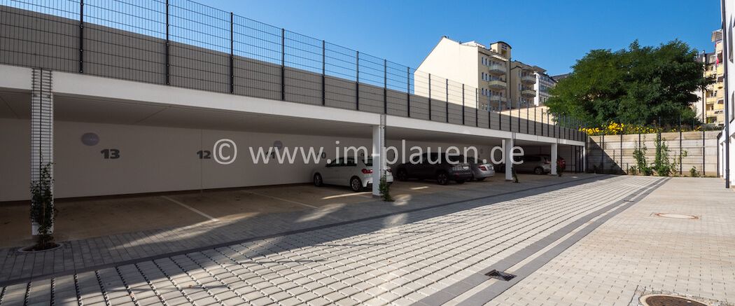 EBK - 3.OG Aufzug barrierefrei - Neubau im Zentrum - Carport - Vinylboden, Balkon, Wanne u. Dusche - Photo 1