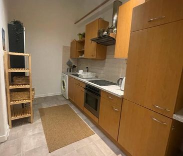 Fresh & Fully Furnished 2-Room Pad Near Schloss Charlottenburg - Foto 1