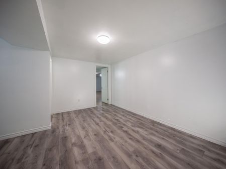 For Lease - 84 CENTRAL PARK Boulevard Unit# LOWER, Oshawa, Ontario - Photo 5