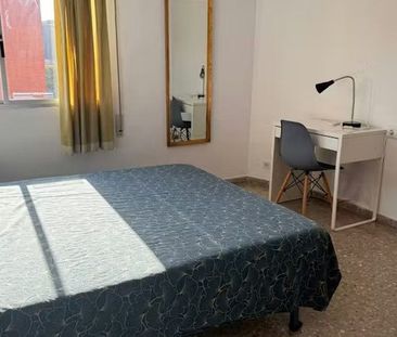 Carrer de Fuencaliente, Valencia, Valencian Community 46023 - Photo 6