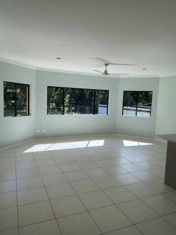 Solid 3 Bedroom Home - Photo 4
