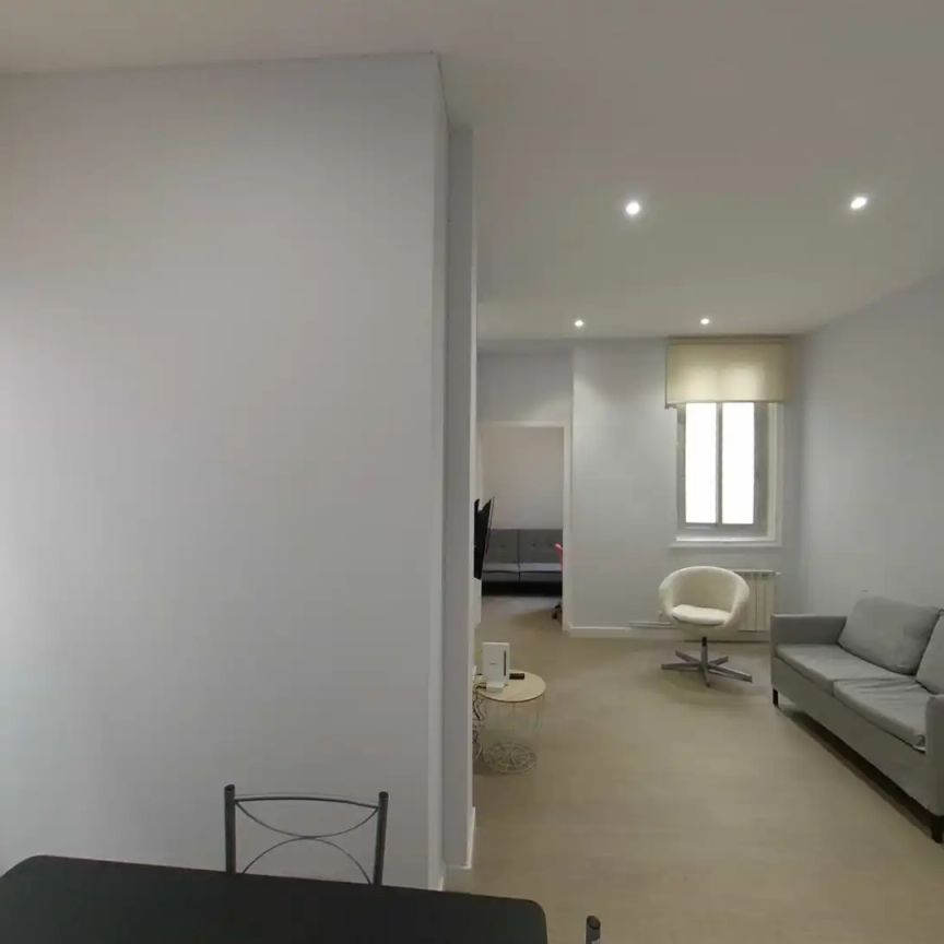 Piso de alquiler en Calle de la Colegiata, Embajadores - Lavapiés - Foto 1