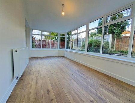 3 Bedroom Detached To Let - Photo 2