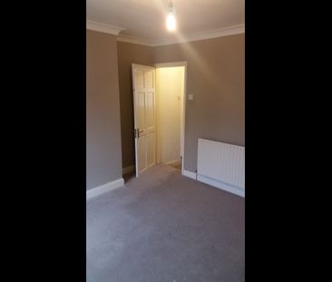 2 Bed Terraced House, Norwood Road, RG1 - Photo 1