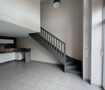 Location Appartement 3 pièces 77m² - Photo 3