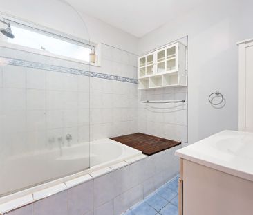 Modern Family Home in Prime Baulkham Hills Location - Photo 3