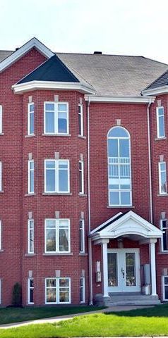 🏡 CONDO 4 ½ À LOUER – LA PRAIRIE | DISPONIBLE DÈS LE 1ER SEPTEMBRE - Photo 1