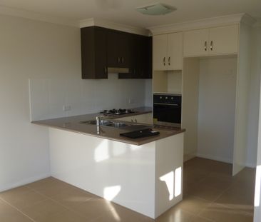 2 Bedroom unit in popular South Lakes Estate - Photo 3