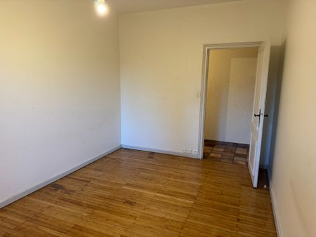 A Louer 3 Pièces en Rez de Jardin avec cabanon - Photo 5