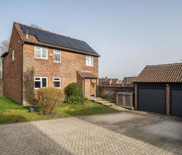 4 bedroom detached house to rent - Photo 5