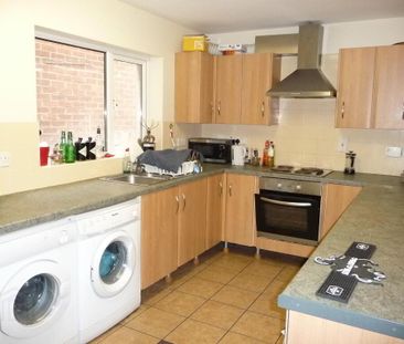 47 Brookland Street, Belfast, BT9 7FZ - Photo 6