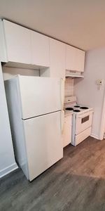 Jolis studios avec chambre fermée à Rosemont, quartier très agréable - Photo 3