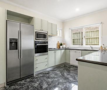 2/42 Glen Street, Hawthorn VIC 3122 - Townhouse For Rent | Domain - Photo 5