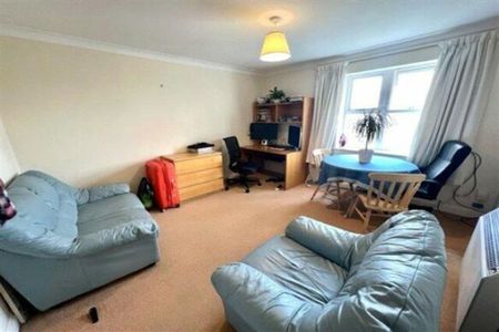 Shirley Road, Basing House, SO15 - Photo 2