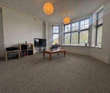 Downs Park West, Bristol - Photo 1