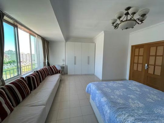 Rua General Themudo Barata, Lisbon, Lisbon 1170-259 - Photo 1