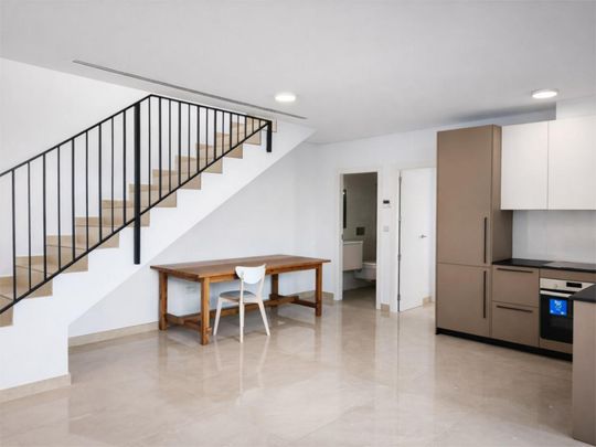 Casa adosada de alquiler en Calle Josefa Botella Samper, 11, Monte y Mar - Photo 1