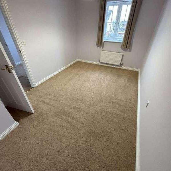 The Square, Kirton, PE20 - Photo 1