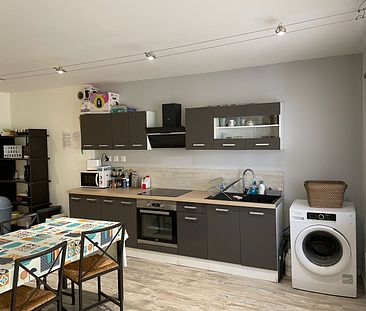 Location appartement 1 pièce, 19.00m², Fontenay-le-Comte - Photo 1