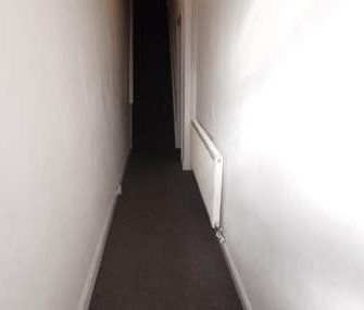 3 bedroom property to rent in Grimsby - Photo 1