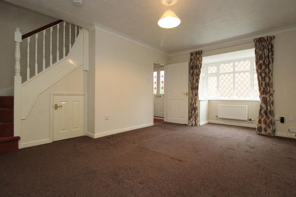 3 bedroom semi-detached house to rent - Photo 1
