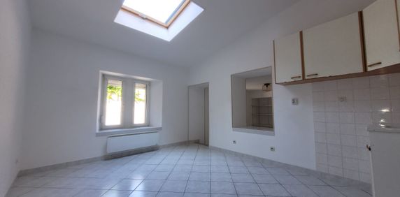 Location Appartement 1 pièce 28m² - Photo 2