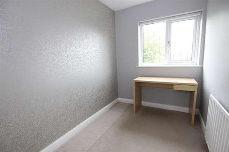 Heathmoor Close, Idle, Bradford, BD10 - Photo 4