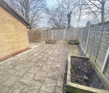 3 bedroom semi-detached house to rent - Photo 4