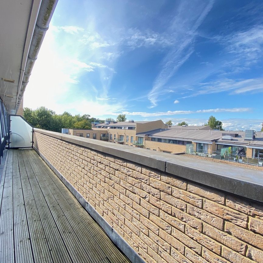 The Embankment, Hemel Hempstead, Nash Mills Wharf - Photo 1