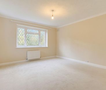 4 bedroom detached house to rent - Photo 4