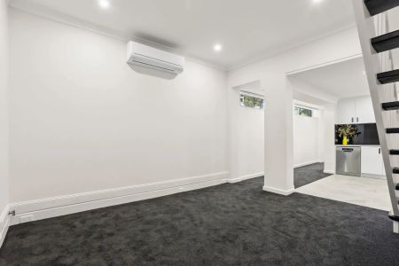 19 Leichhardt Street, - Photo 3