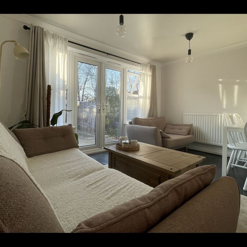 Room in a Shared House, Lodge Road, BS15 - Photo 1