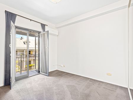 1/198 George Street, Erskineville NSW 2043 - Townhouse For Rent | Domain - Photo 4