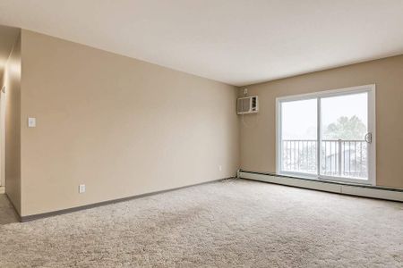 Premier Suite - 2 Bedroom - Photo 4