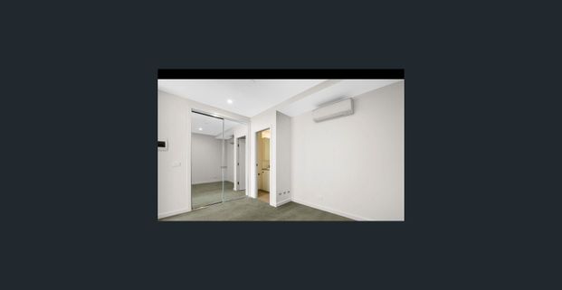 Cosy Apartment in North Melbourne - Photo 1