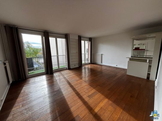 Location Appartement 3 pièces 71m² COURBEVOIE 92400 - Photo 1
