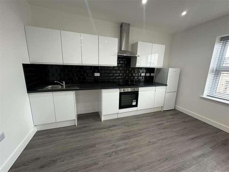 Shirley Road, Southampton, SO15 - Photo 2